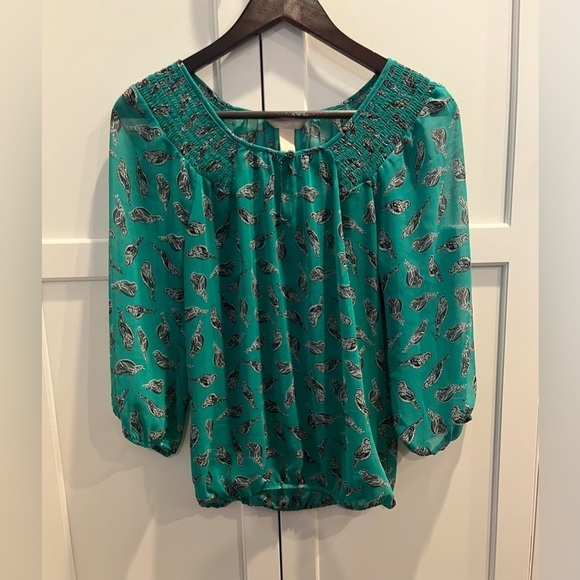 Banana Republic Women’s Blouse size XS green birds print - Picture 1 of 7